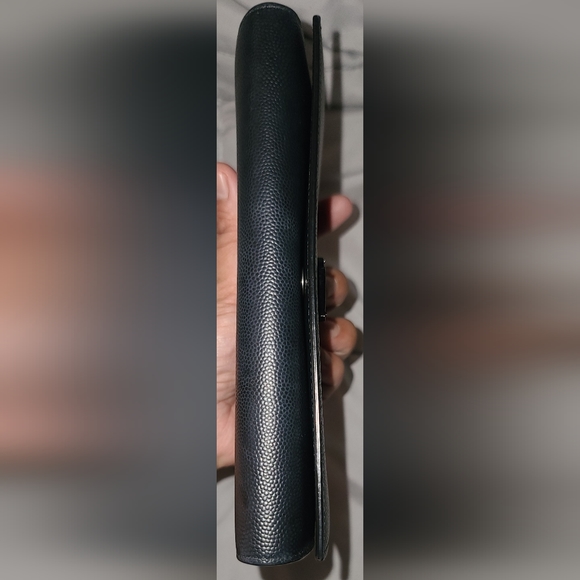 Authentic YSL black leather long wallet - Picture 2 of 15